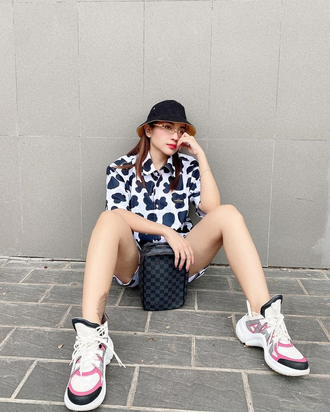 Mặc đẹp ngày lạnh như Thanh Hằng, Hoàng Thùy Linh và dàn sao Việt ảnh 21