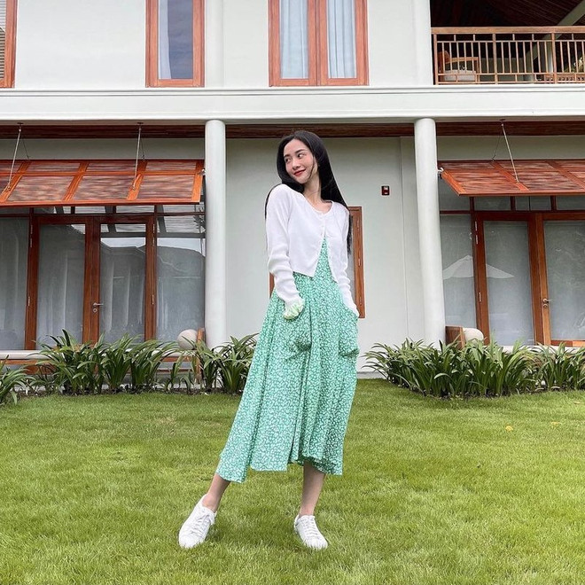 Mặc đẹp ngày lạnh như Thanh Hằng, Hoàng Thùy Linh và dàn sao Việt ảnh 19