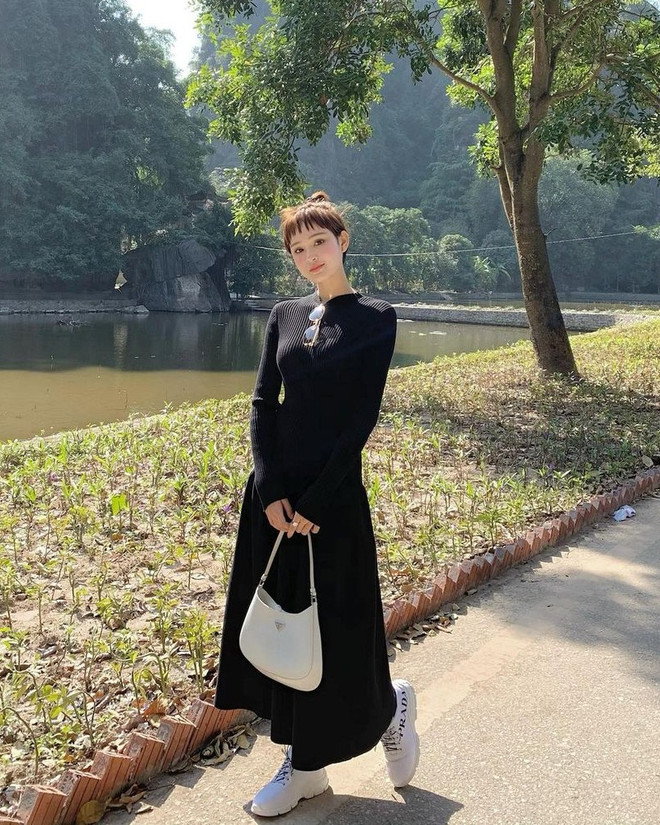 Mặc đẹp ngày lạnh như Thanh Hằng, Hoàng Thùy Linh và dàn sao Việt ảnh 5