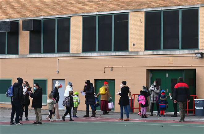 Mỹ: Các nghị sỹ gấp rút thúc đẩy gói cứu trợ khẩn cấp COVID-19 ảnh 1