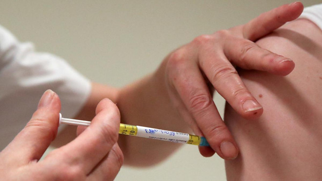 Thử nghiệm giai đoạn cuối vaccine do công ty Anh-Hàn Quốc phát triển ảnh 1