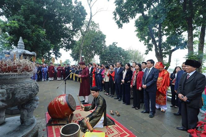 Hà Nội: Nhiều hoạt động đặc sắc tại Lễ hội Tản Viên Sơn Thánh ảnh 2