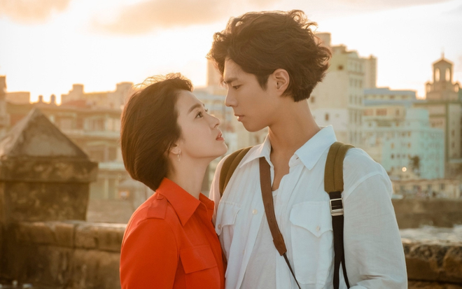 Kết có hậu cho Song Hye-kyo, Song Joong-ki sau 4 năm đường ai nấy đi ảnh 2