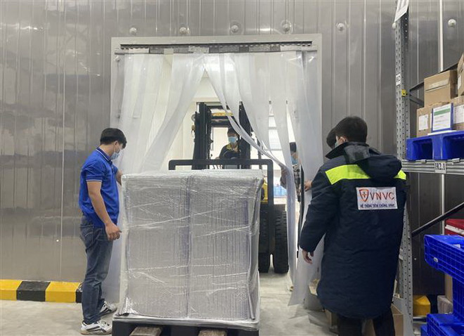 Italy viện trợ cho Việt Nam hơn 800.000 liều vaccine AstraZeneca ảnh 1