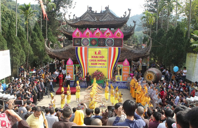 Cam kết thực hiện tốt "4 không, 3 giảm" tại lễ hội chùa Hương ảnh 1