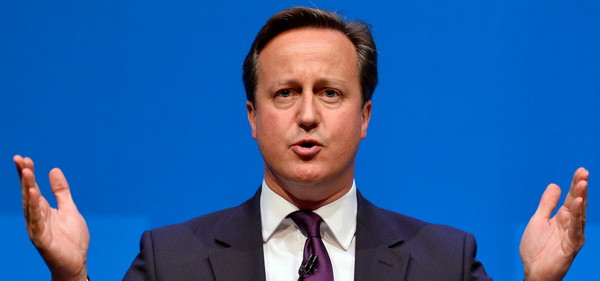 Thủ tướng Anh nỗ lực thuyết phục cử tri Scotland vào phút chót ảnh 1