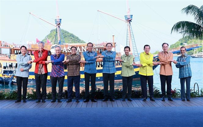 Thủ tướng Phạm Minh Chính cùng các lãnh đạo ASEAN chụp ảnh chung. (Ảnh: Dương Giang-TTXVN) Hội nghị Cấp cao ASEAN lần thứ 42 được tổ chức an toàn, thành công ảnh 1