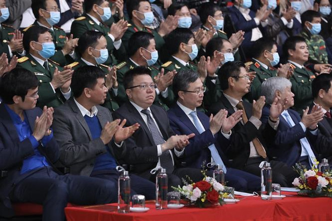 21 tác phẩm đoạt giải cuộc thi sáng tác ảnh Tự hào một dải biên cương ảnh 1