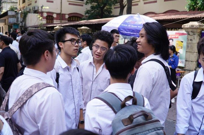 (Ảnh: Vietnam+) Đề Tiếng Anh bám sát chương trình, thí sinh kỳ vọng điểm Khá ảnh 3