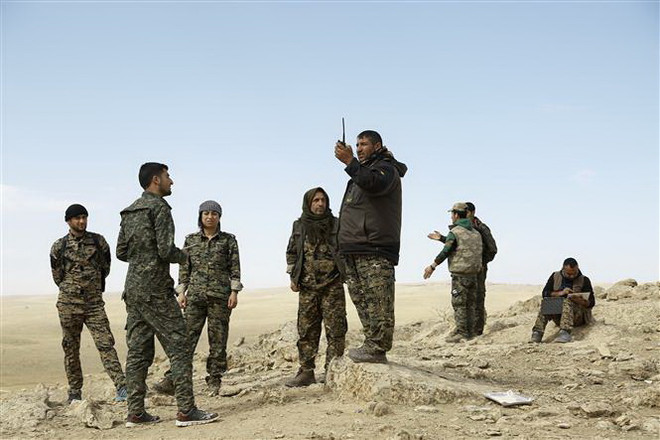 Các lực lượng dân chủ Syria tuyên bố sắp xóa sổ IS khỏi Syria ảnh 1