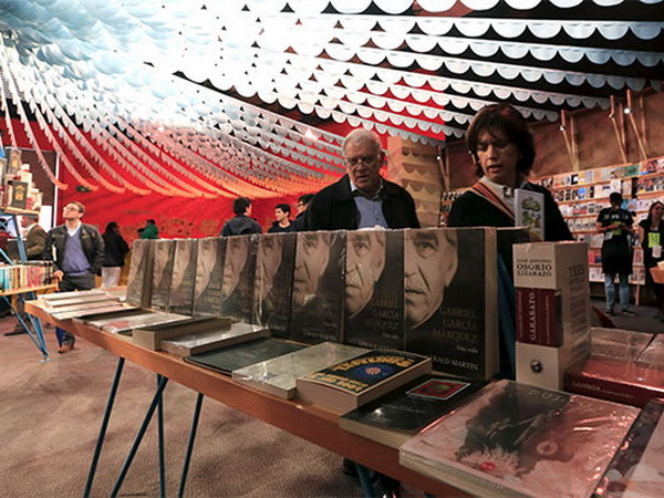 Thấy bản in đầu tiên tiểu thuyết “Trăm năm cô đơn” bị đánh cắp ảnh 1