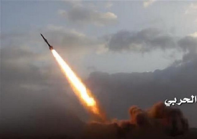 Mỹ nói Iran cấp tên lửa để Houthi tấn công tàu chở dầu Saudi Arabia ảnh 1