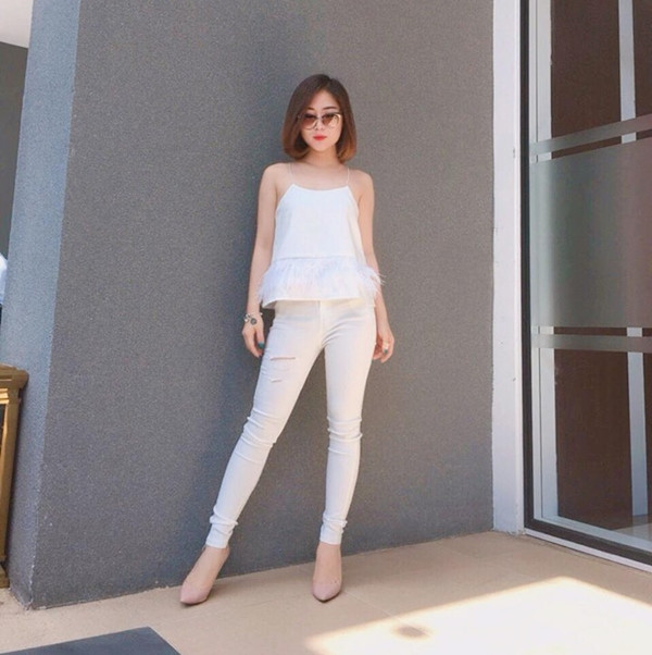 Sao Việt rủ nhau chọn đồ khỏe khoắn, năng động để chống nóng ảnh 10