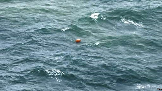 Không có sự cố tràn dầu trên vùng biển tìm kiếm máy bay QZ8501 ảnh 1