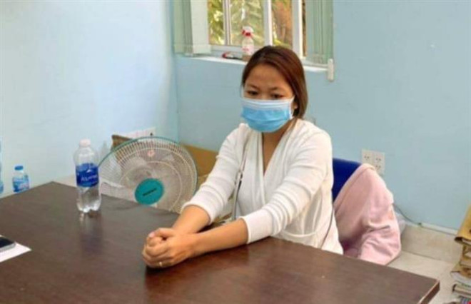 Bị can Trương Thị Bảo Trân. (Ảnh: TTXVN phát) Vụ Việt Á: Làm rõ thủ đoạn của Giám đốc Công ty Nam Phong ảnh 3