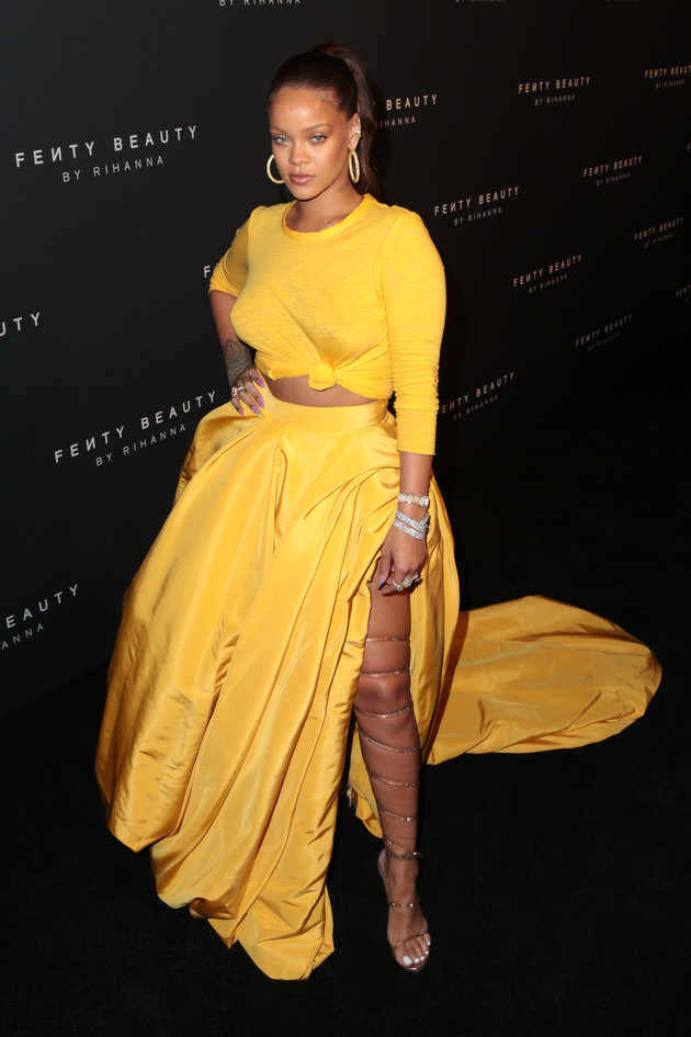 Tăng cân thả phanh, ca sỹ Rihanna vẫn tự tin tỏa sáng ảnh 8