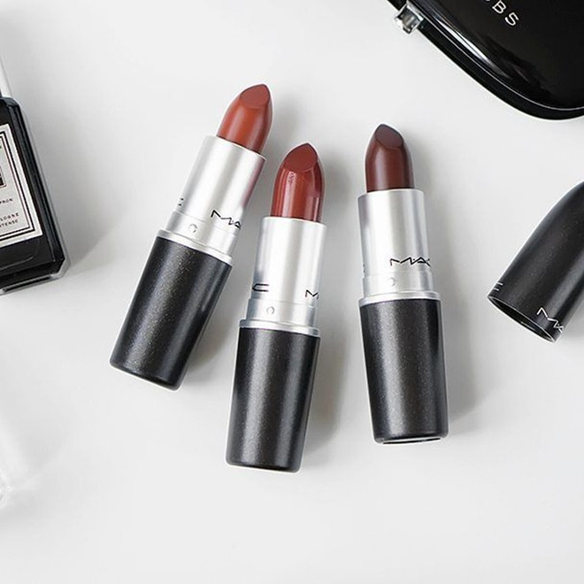 Năm thỏi son màu đỏ gạch được phái đẹp sủng ái nhất năm 2017 ảnh 1