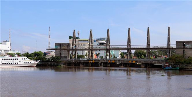 Xâm nhập mặn cao nhất ở sông Cửu Long có thể tập trung trong tháng 2-3 ảnh 1