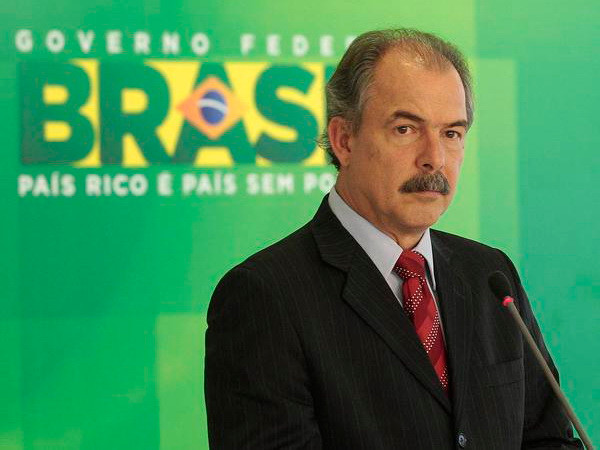 Tòa án Brazil cho phép điều tra hai bộ trưởng trong vụ Petrobras ảnh 1