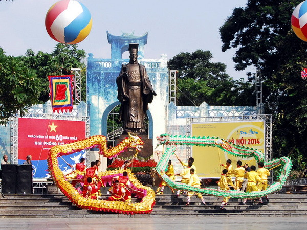 Rồng Thăng Long cùng quần tụ mừng ngày giải phóng Thủ đô ảnh 1