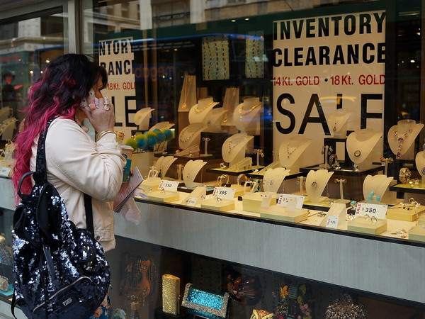 Giá vàng đã lấy lại đà tăng sau hai phiên giảm mạnh ảnh 1