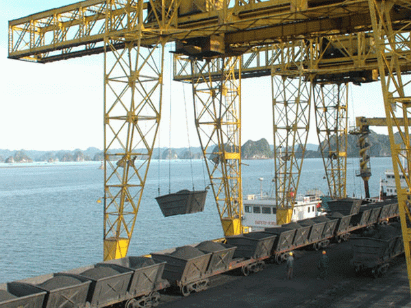 Tập đoàn TKV cân đối lại kế hoạch sản xuất và tiêu thụ than ảnh 1