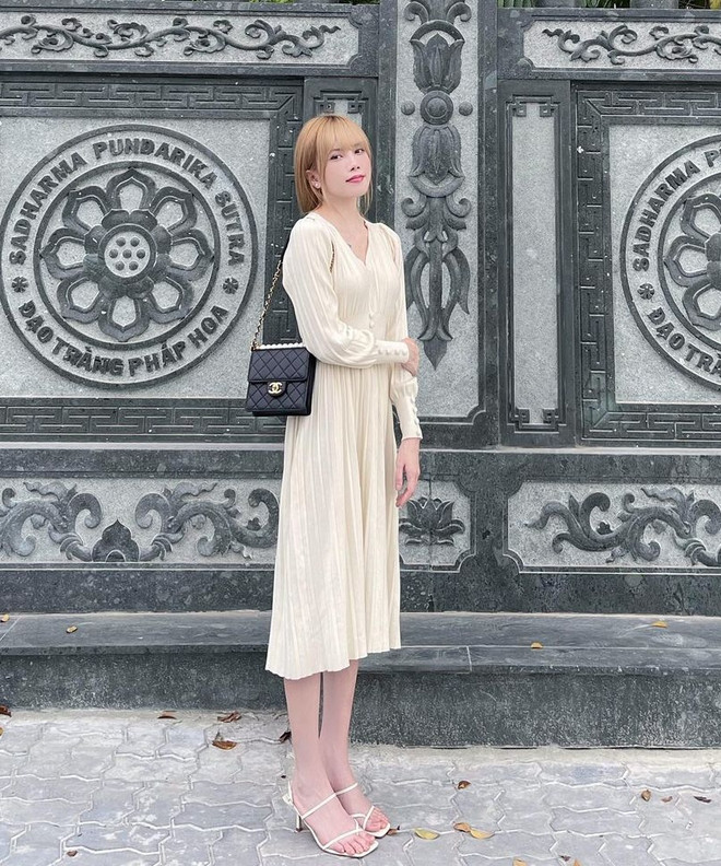 Mãn nhãn với street style xuất hành đầu Xuân của dàn mỹ nhân Việt ảnh 9