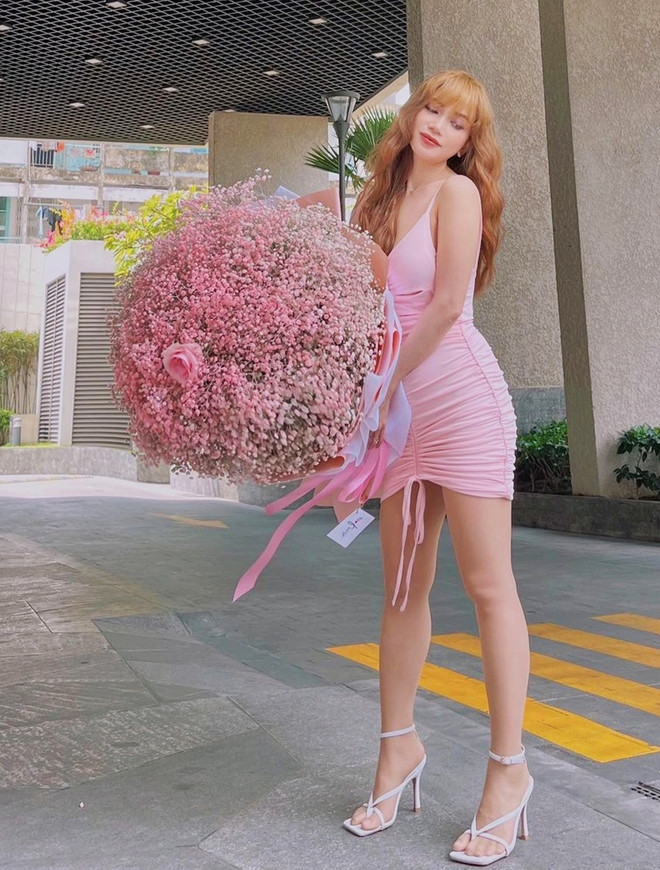 Mãn nhãn với street style xuất hành đầu Xuân của dàn mỹ nhân Việt ảnh 7