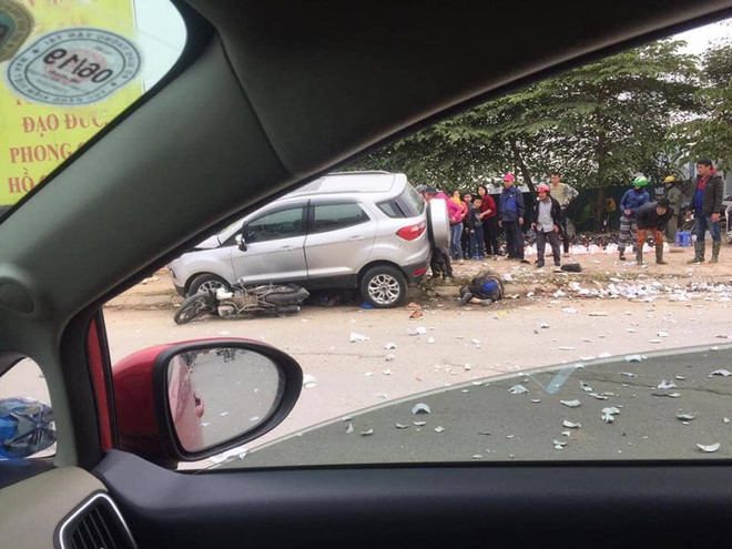 Hà Nội: ‘Xe điên’ đâm liên hoàn, cặp vợ chồng tử vong ảnh 1