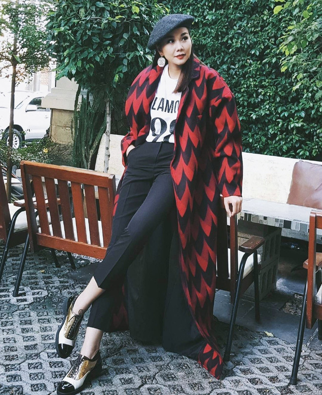 Mỹ nhân Việt khoe street style chất lừ với áo phông hàng hiệu ảnh 1