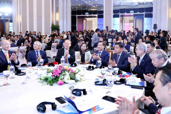 Việt Nam muốn tiếp tục hợp tác ngày càng sâu rộng với Singapore ảnh 4