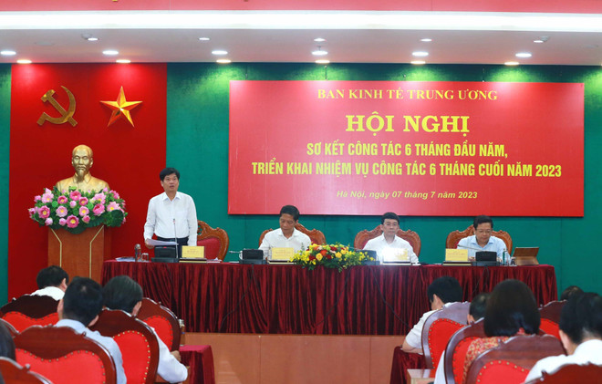 Tập trung tham mưu, cụ thể hóa chủ trương, chính sách phát triển KT-XH ảnh 1