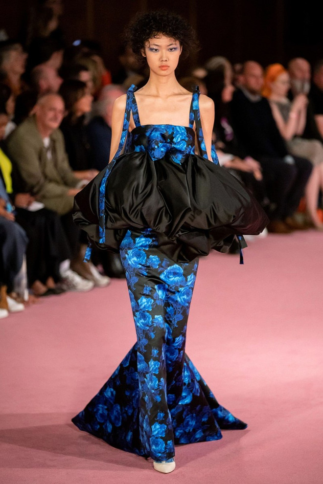 Classic blue - sắc xanh cổ điển lên ngôi trong năm 2020 ảnh 8