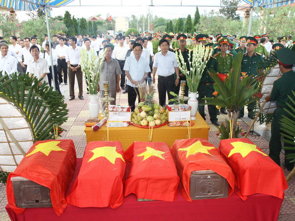 Quảng Nam tăng cường tìm kiếm, quy tập hài cốt liệt sỹ ảnh 1