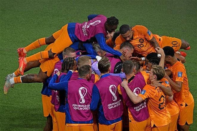 World Cup 2022: Thắng Mỹ, Hà Lan là đội đầu tiên vào chơi vòng tứ kết ảnh 1