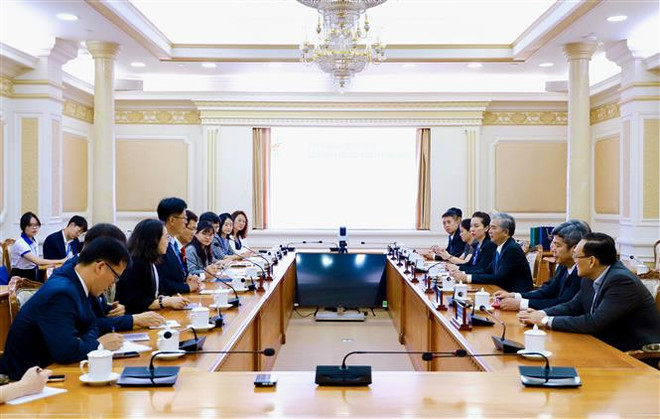 Lãnh đạo TP. HCM tiếp lãnh đạo địa phương của Lào, Campuchia, Hàn Quốc ảnh 3