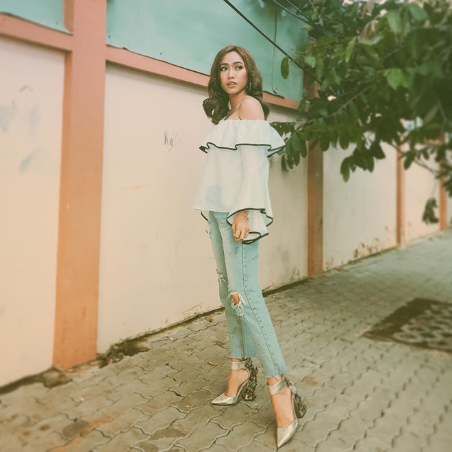 Tăng Thanh Hà khoe street style trẻ trung, đọ sắc cùng dàn mỹ nhân ảnh 11