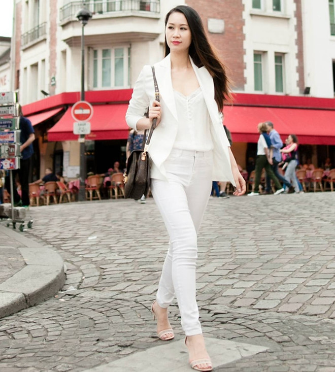 Tăng Thanh Hà khoe street style trẻ trung, đọ sắc cùng dàn mỹ nhân ảnh 10