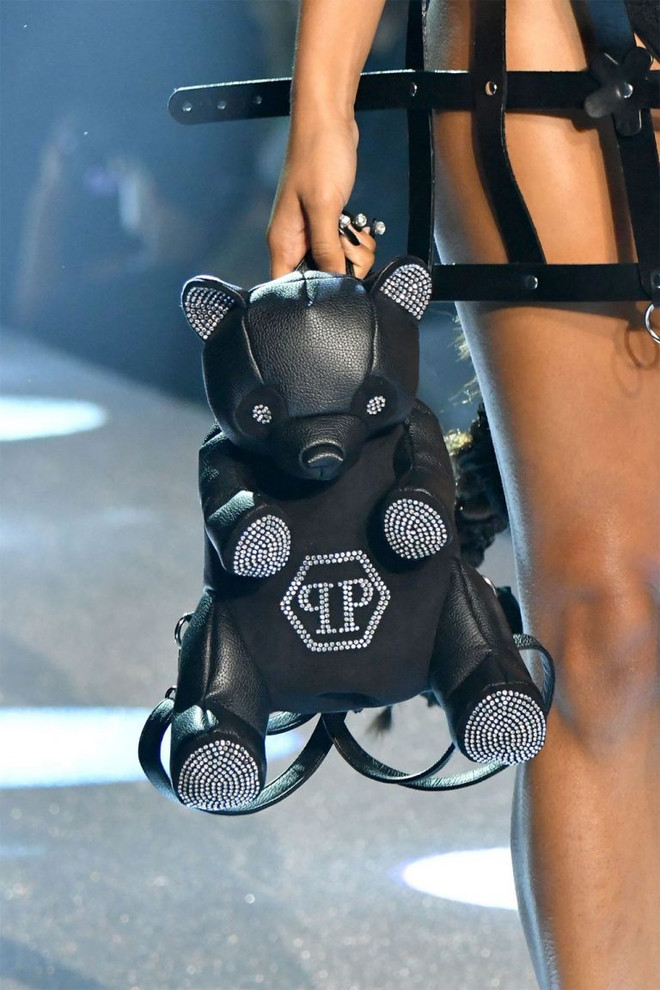 Điểm mặt 5 xu hướng túi xách hot nhất mùa Xuân Hè 2018 ảnh 21