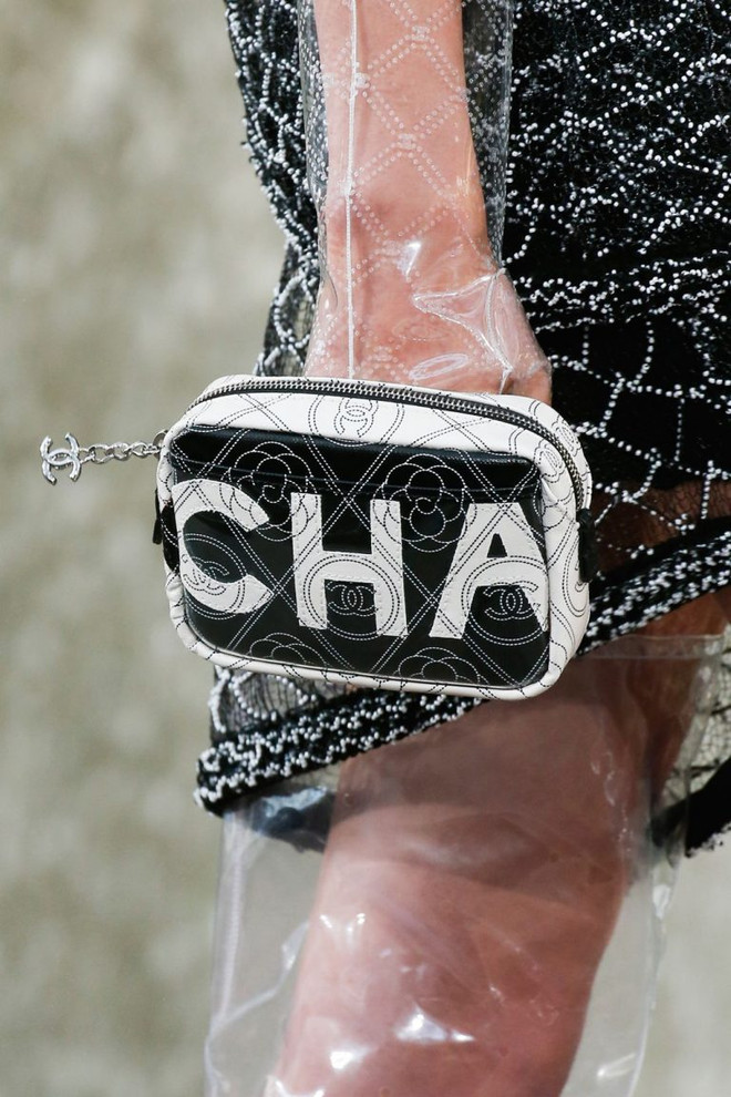 Điểm mặt 5 xu hướng túi xách hot nhất mùa Xuân Hè 2018 ảnh 5