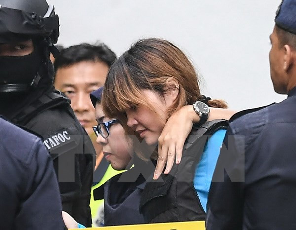 Đoàn Thị Hương được đưa đến phòng thí nghiệm hóa chất ảnh 1