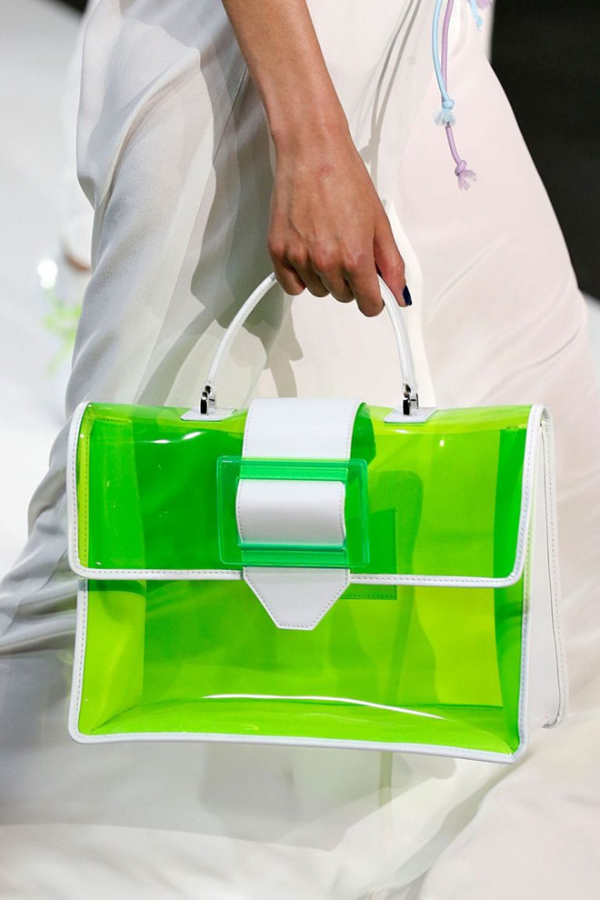 Điểm mặt 5 xu hướng túi xách hot nhất mùa Xuân Hè 2018 ảnh 16