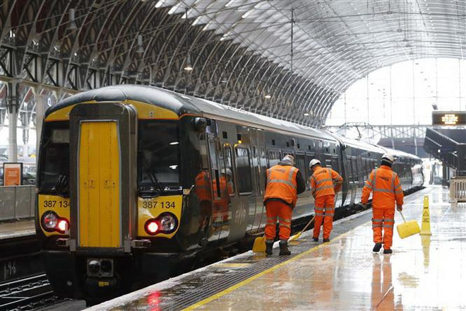 Anh: 1,5 triệu việc làm đứng trước nguy cơ cao bị tự động hóa ảnh 1