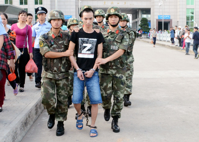 Phối hợp công an Trung Quốc bắt giữ 2 đối tượng bị truy nã ảnh 2