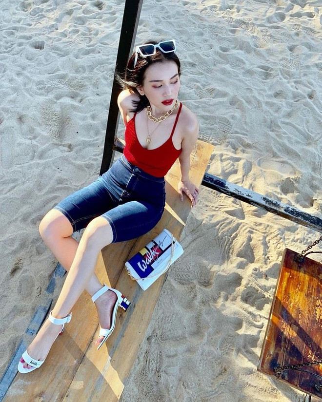 Street style hạ nhiệt ngày nóng của Hồ Ngọc Hà và loạt mỹ nhân Việt ảnh 6