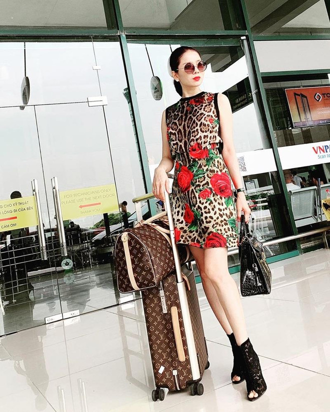 Street style hạ nhiệt ngày nóng của Hồ Ngọc Hà và loạt mỹ nhân Việt ảnh 4