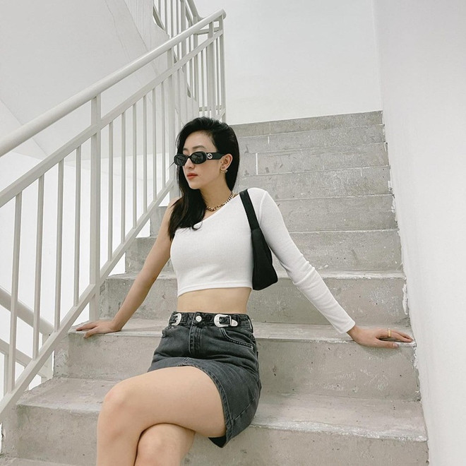 Mỹ nhân Việt đón hè với loạt trang phục street style ngập sắc pastel ảnh 14