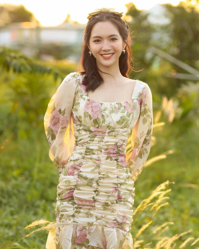 Mỹ nhân Việt đón hè với loạt trang phục street style ngập sắc pastel ảnh 8