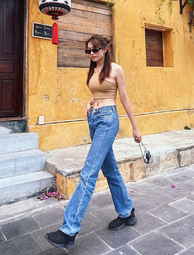 Mỹ nhân Việt đón hè với loạt trang phục street style ngập sắc pastel ảnh 12