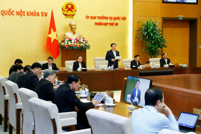 Chủ tịch Quốc hội Vương Đình Huệ phát biểu. (Ảnh: Nhan Sáng/TTXVN) ttxvn-luat luu tru2.jpg